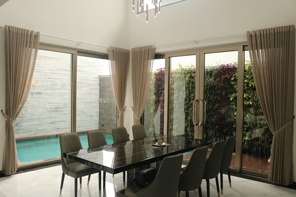 Cửa nhôm kính được sử dụng rộng rãi trong các ngôi nhà hiện đại