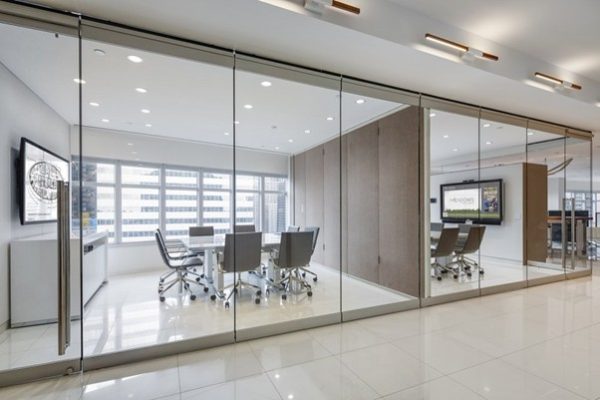 Khả năng cách âm, cách nhiệt của vách ngăn nhôm kính rất tốt
