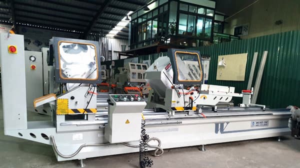 Nhà máy đóng vai trò quan trọng trong việc sản xuất gia công nhôm đạt chất lượng cao