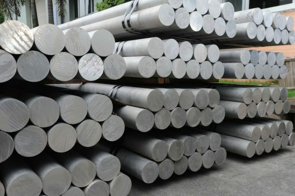 Nhôm là nguyên vật liệu được ứng dụng phổ biến trong nhiều ngành công nghiệp khác nhau